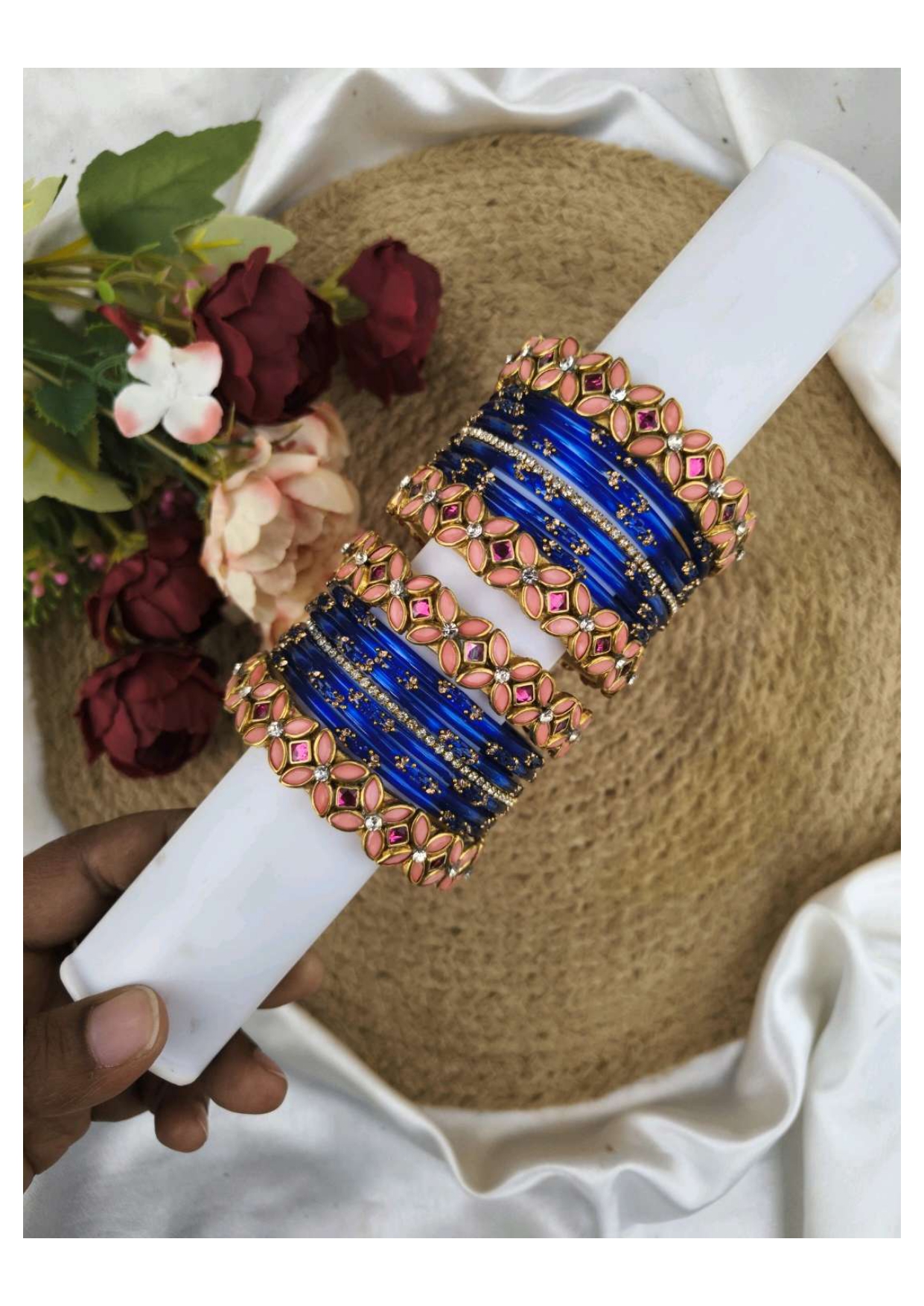 VEENA (peach with royal blue)