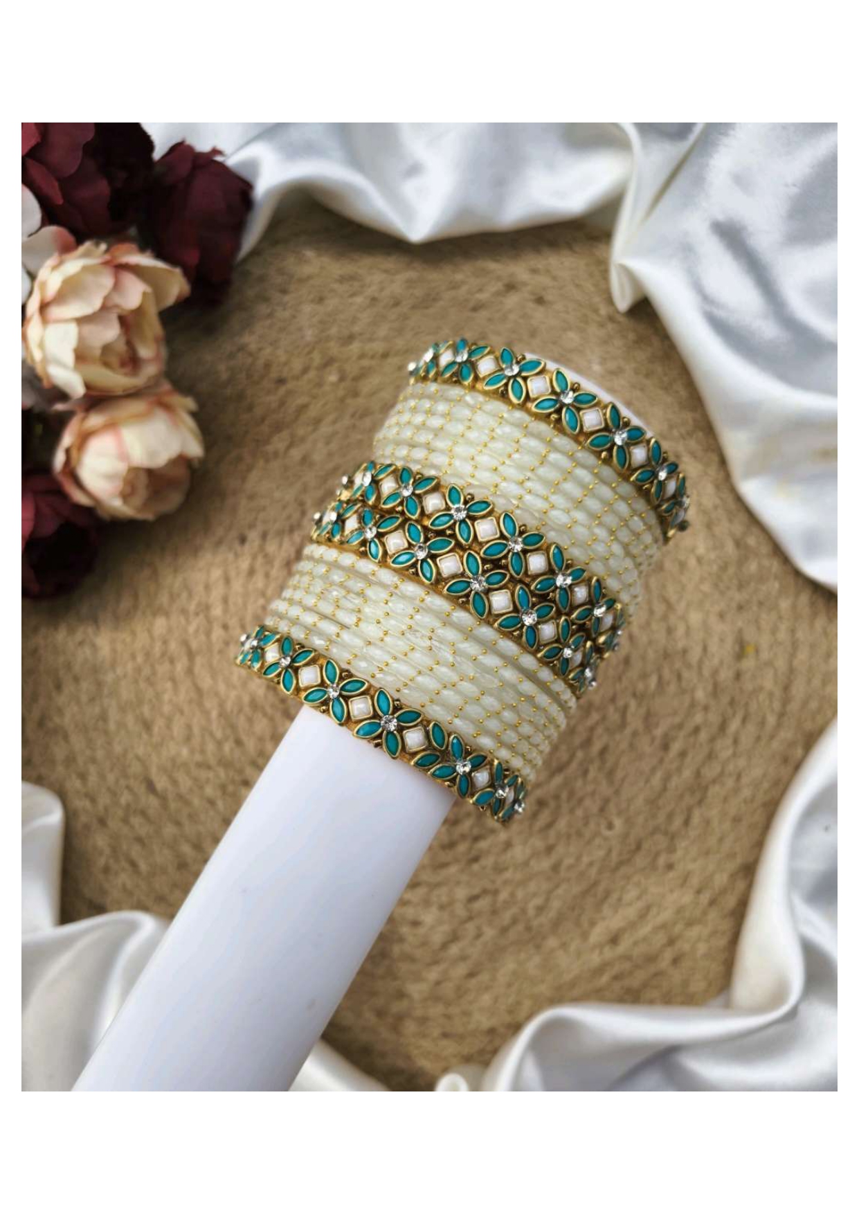 HARINI (Teal green with white)