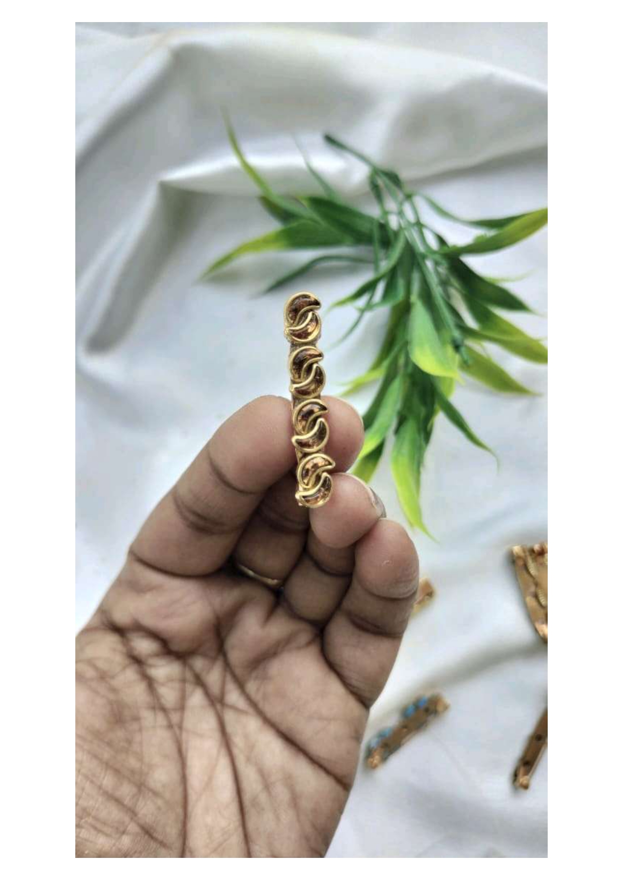  Moon Brooch pin